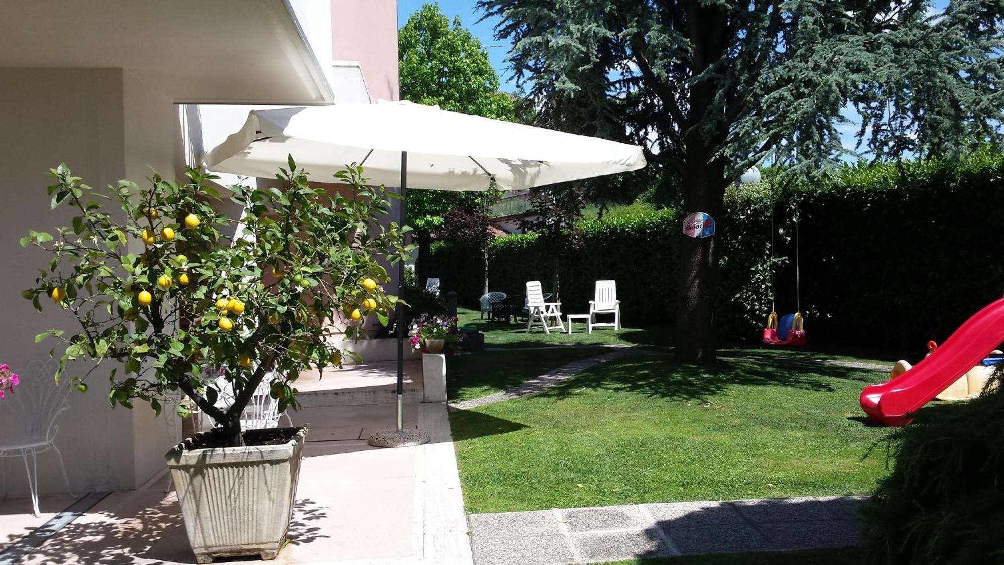 B&B Villa Bianca Сона Екстериор снимка