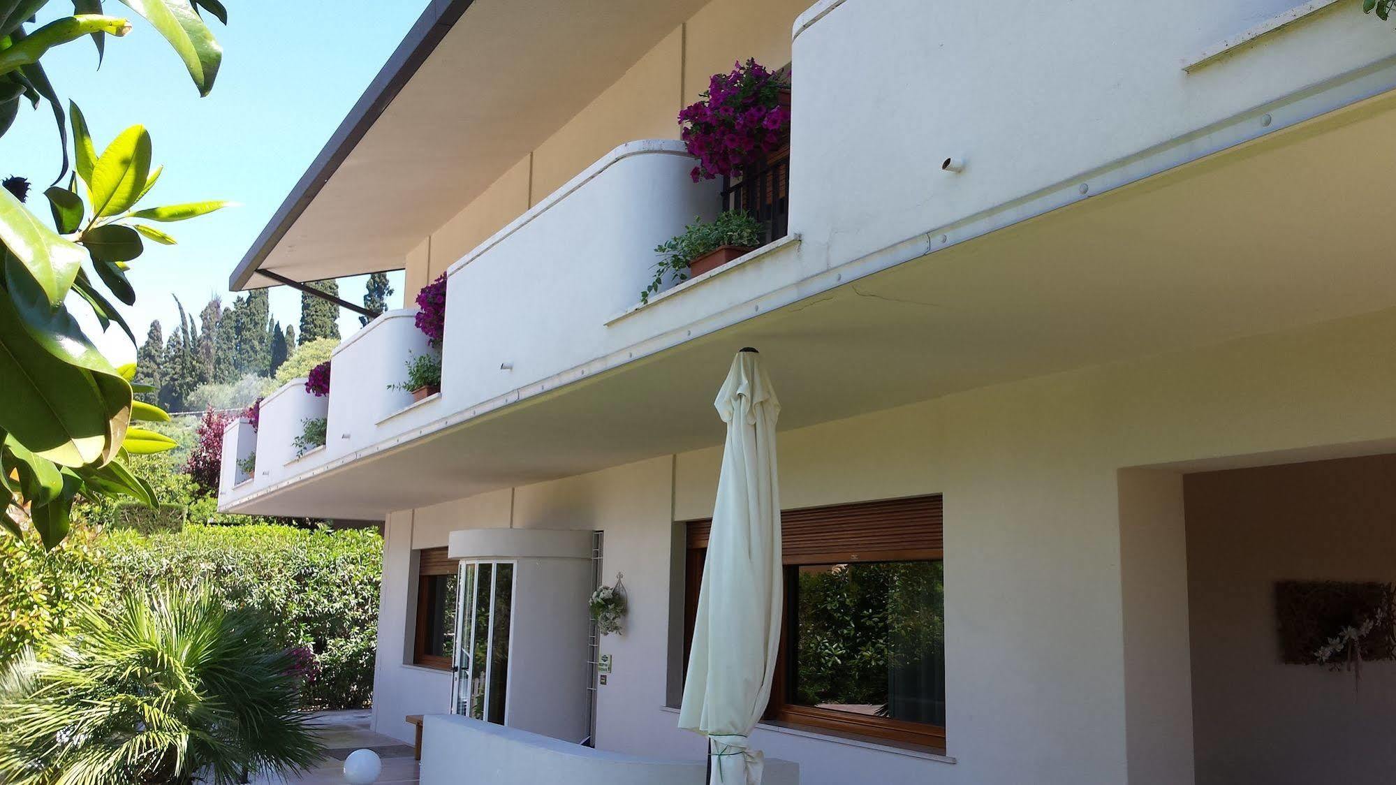 B&B Villa Bianca Сона Екстериор снимка